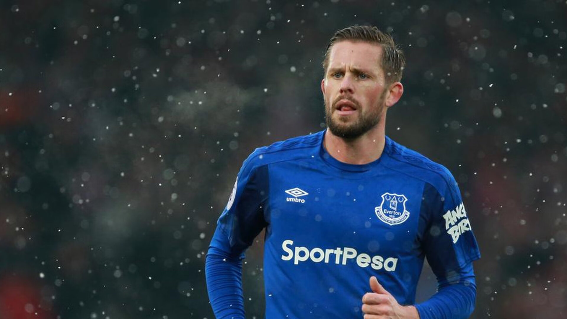 深圳队血拼雄鹿，莫兰特成为关键先生