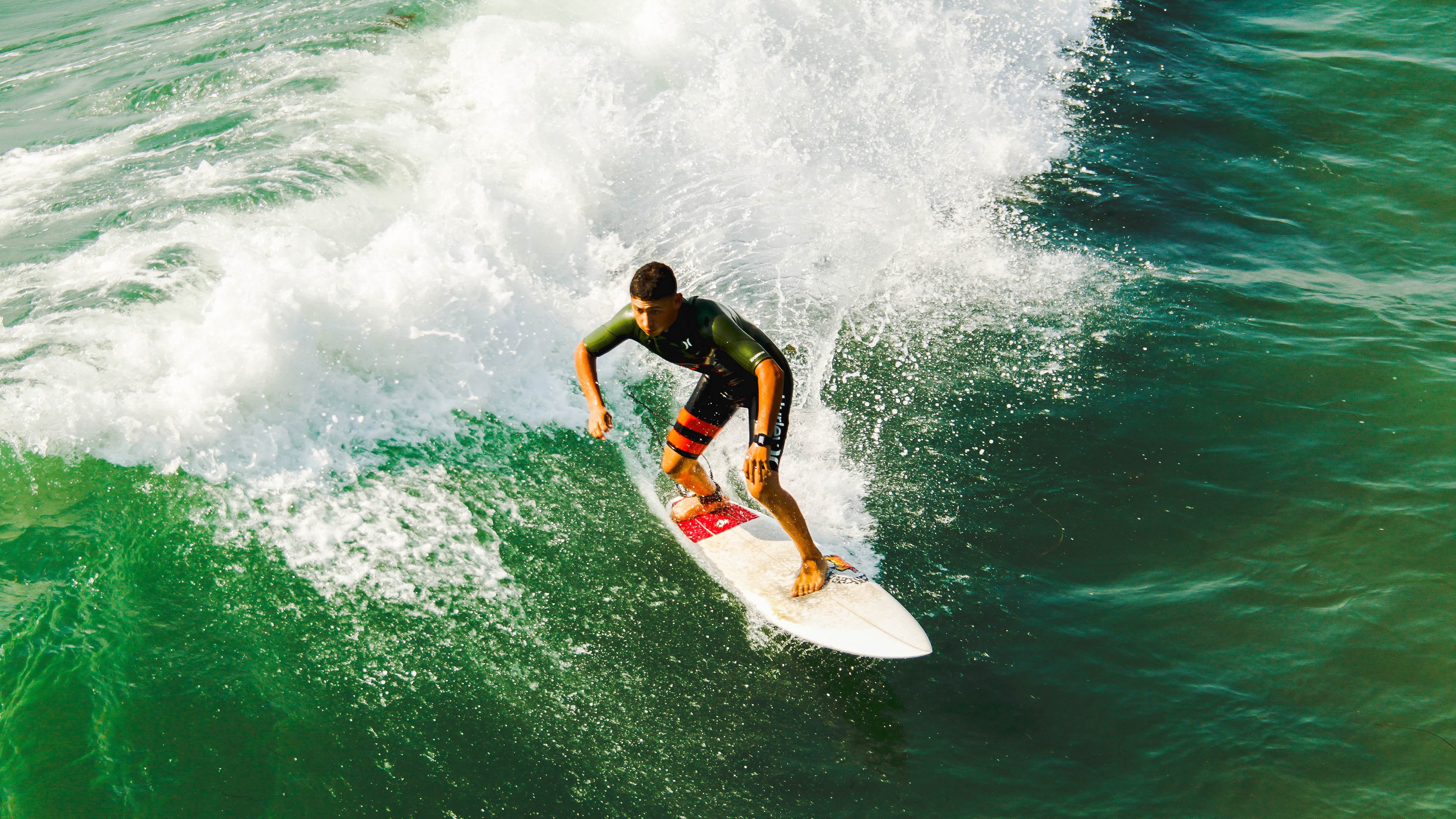 橙衣风暴中的孤勇者，德里赫特爆发背后，克罗地亚斩落马里的战术启示